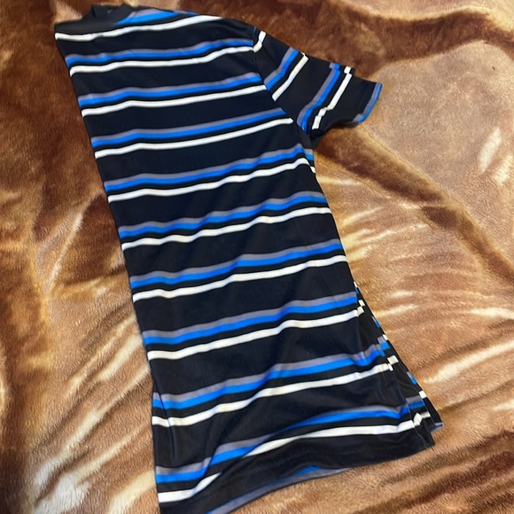 Striped black shirt - Picture 2 of 4